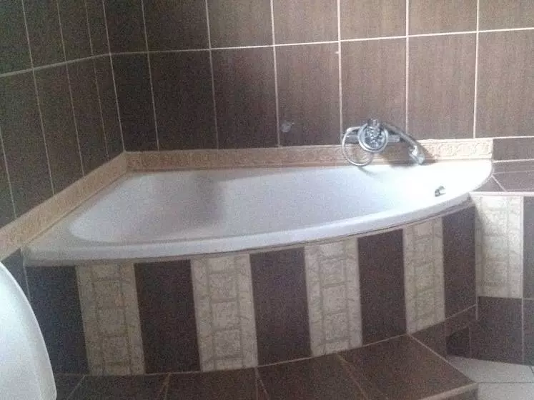 هتل Trench Town Lodge