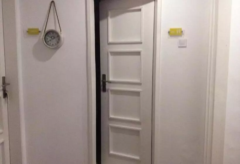 پانسیون 4u Lisbon Iv Guesthouse Airport