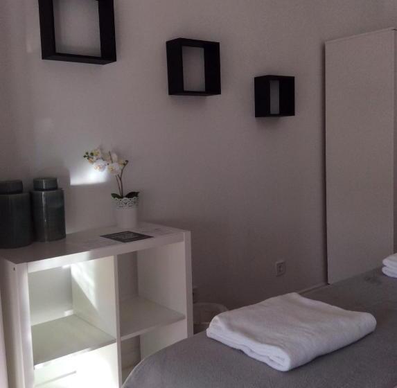 پانسیون 4u Lisbon Iv Guesthouse Airport