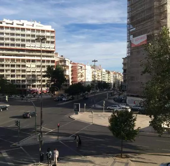 پانسیون 4u Lisbon Iv Guesthouse Airport