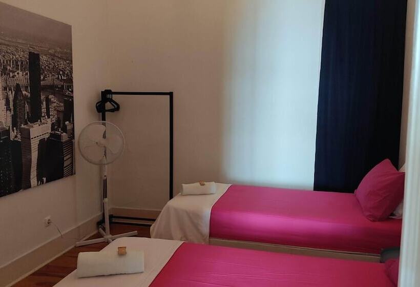 پانسیون No Limit Alfama Guesthouse