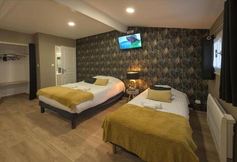 בית מלון כפרי De La Croisee