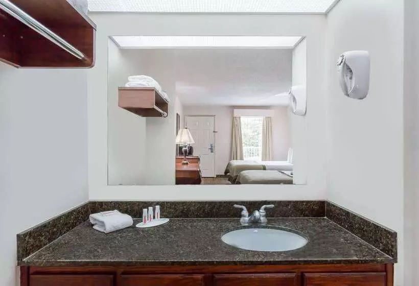 酒店 Baymont By Wyndham Eden