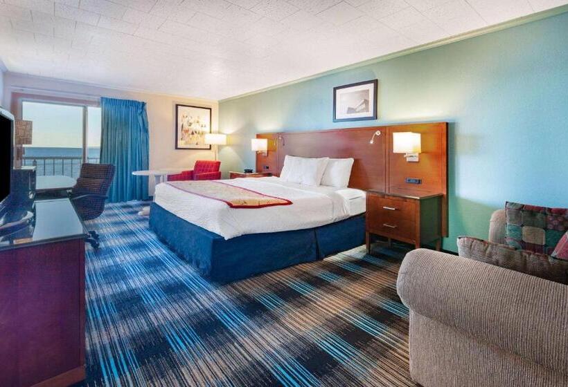 فندق Days Inn & Suites By Wyndham St. Ignace Lakefront