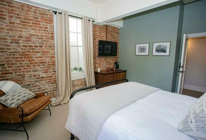 Hotelli Historic Jacksonville Inn