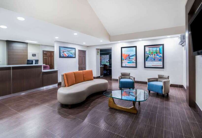 Otel Howard Johnson By Wyndham Dalton