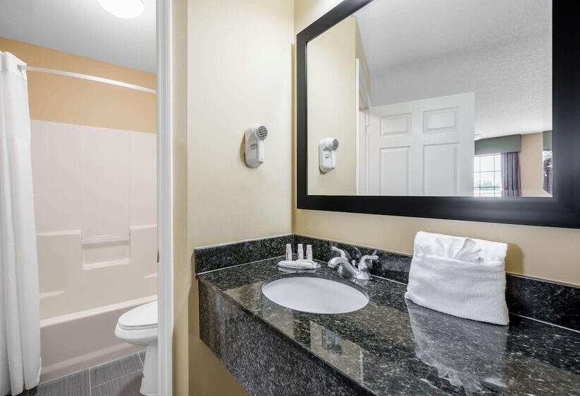 Otel Howard Johnson By Wyndham Dalton