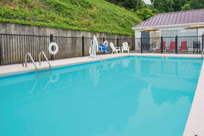 Otel Howard Johnson By Wyndham Dalton