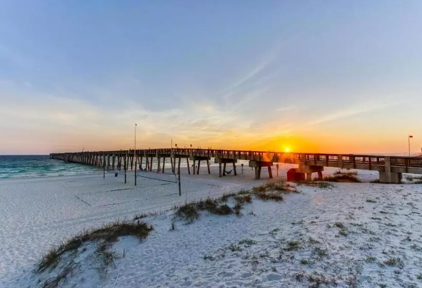 Отель Inn At St Thomas Square