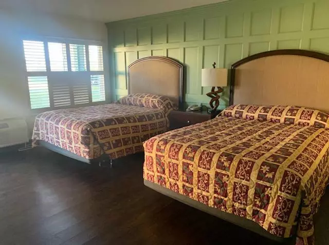 فندق Inn On The Green Florida