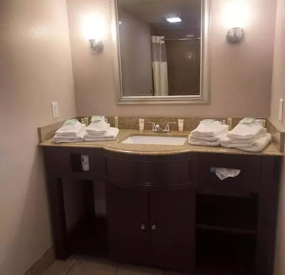 فندق Inn On The Green Florida