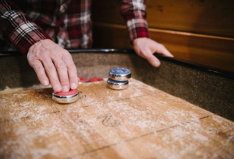 בית מלון כפרי Loge Glacier National Park