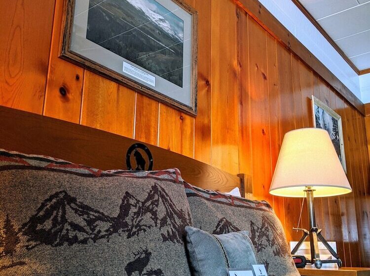 בית מלון כפרי Loge Glacier National Park