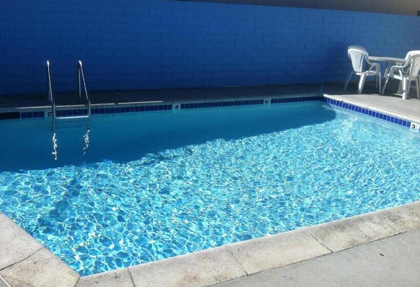 ホテル Jolly Roger