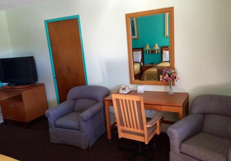 فندق Klamath Motor Lodge