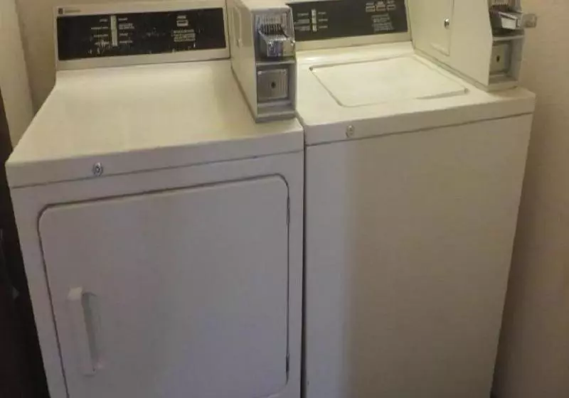 호텔 Knights Inn Cincinnati South