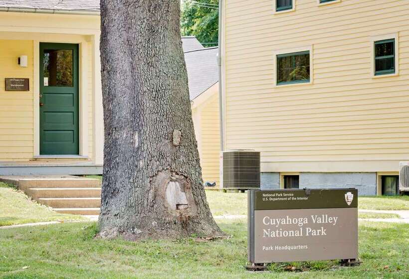 酒店 Knights Inn Macedonia