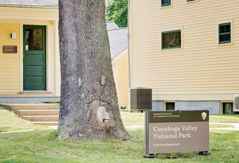 호텔 Knights Inn Macedonia