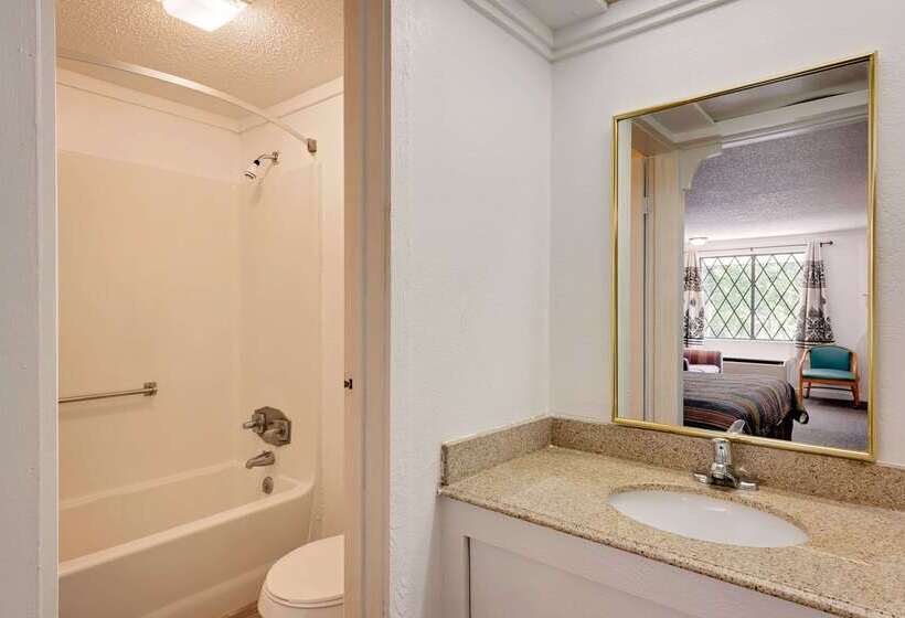 酒店 Knights Inn Macedonia