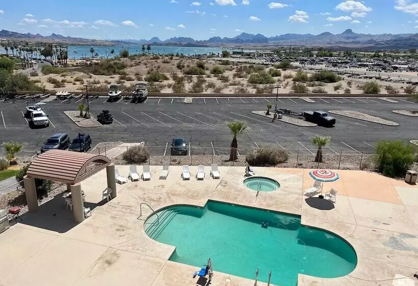 هتل Studio 6 Suites  Lake Havasu City, Az