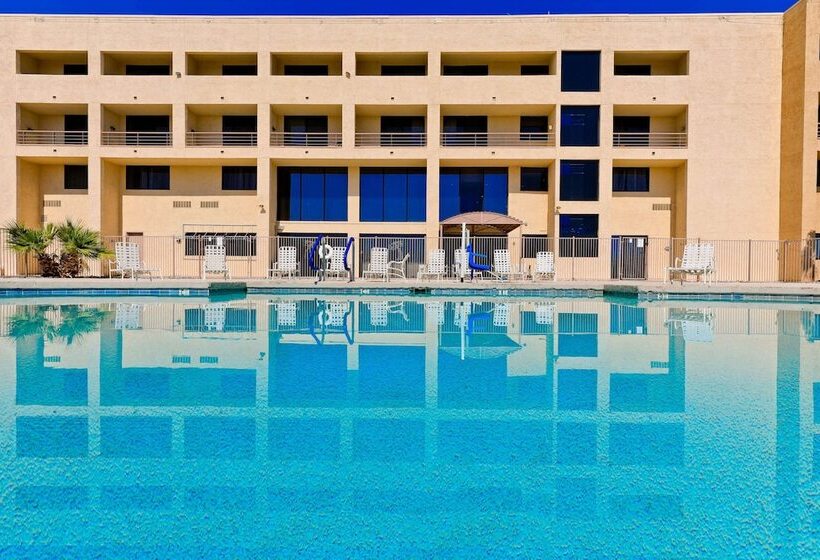 בית מלון כפרי Studio 6 Suites  Lake Havasu City, Az