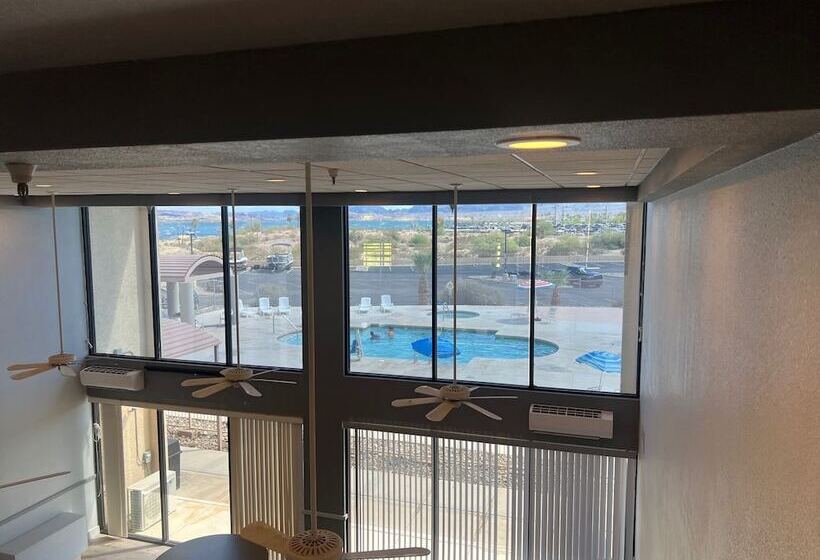 בית מלון כפרי Studio 6 Suites  Lake Havasu City, Az
