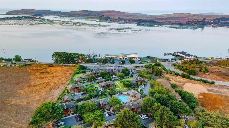 酒店 The Inn At The Tides