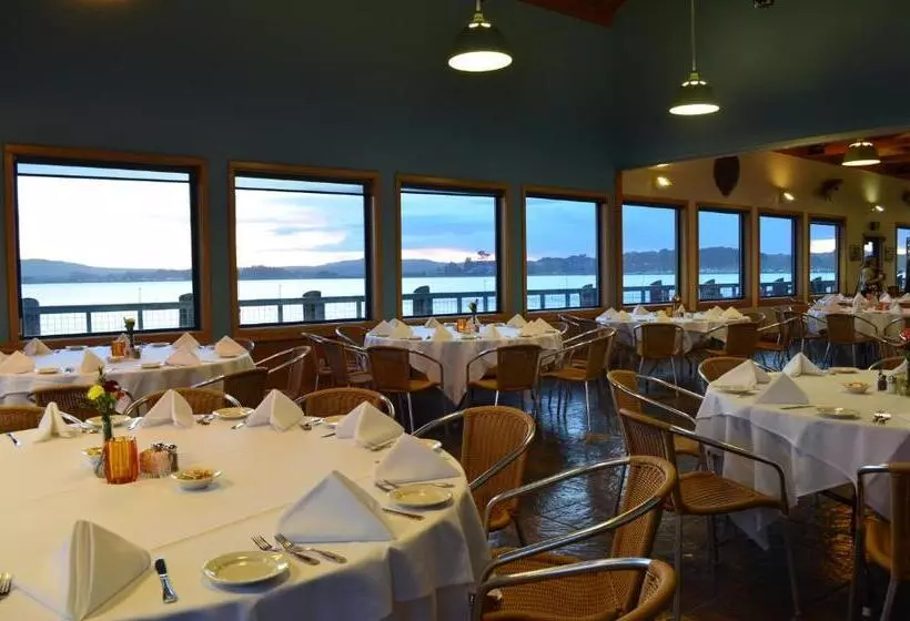 酒店 The Inn At The Tides