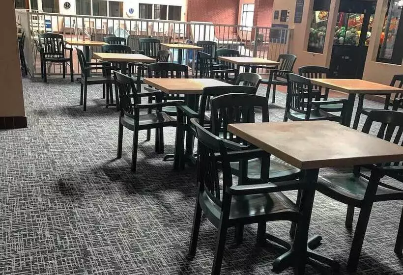 호텔 The Inn On Lake Superior