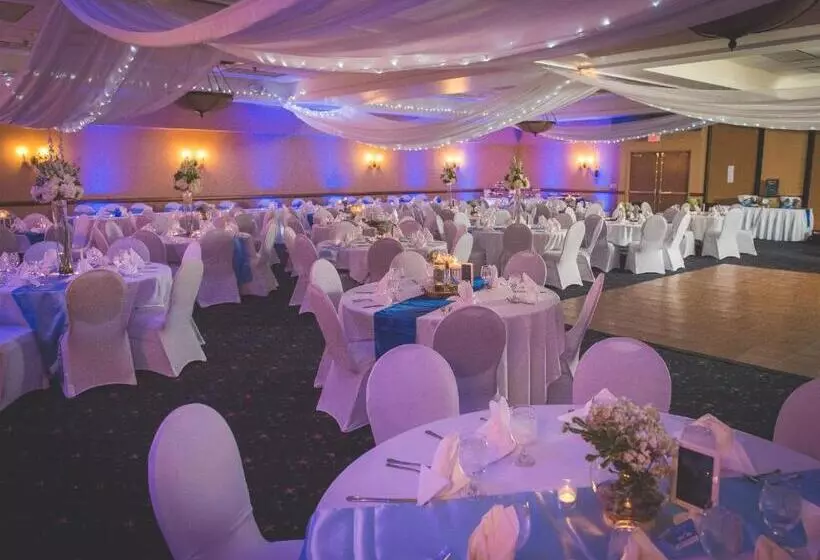 호텔 The Inn On Lake Superior