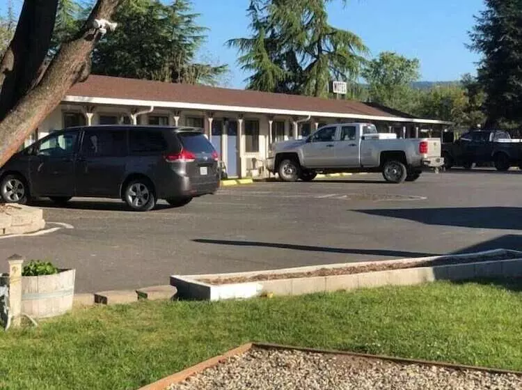 Kelseyville Motel