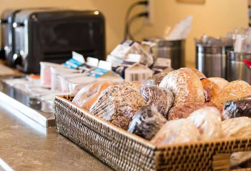 리조트 Inn At The Beach