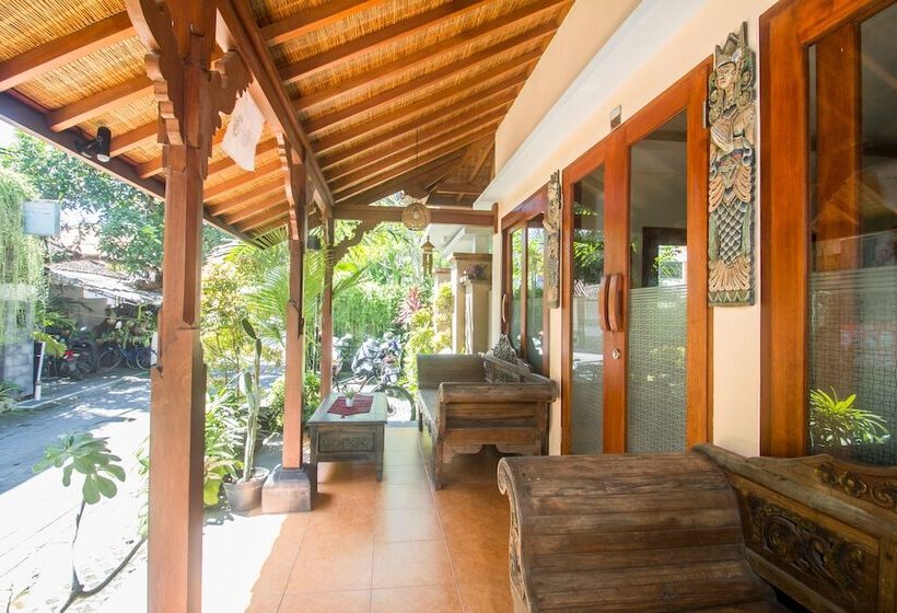 تختخواب و صبحانه Anindya Sanur