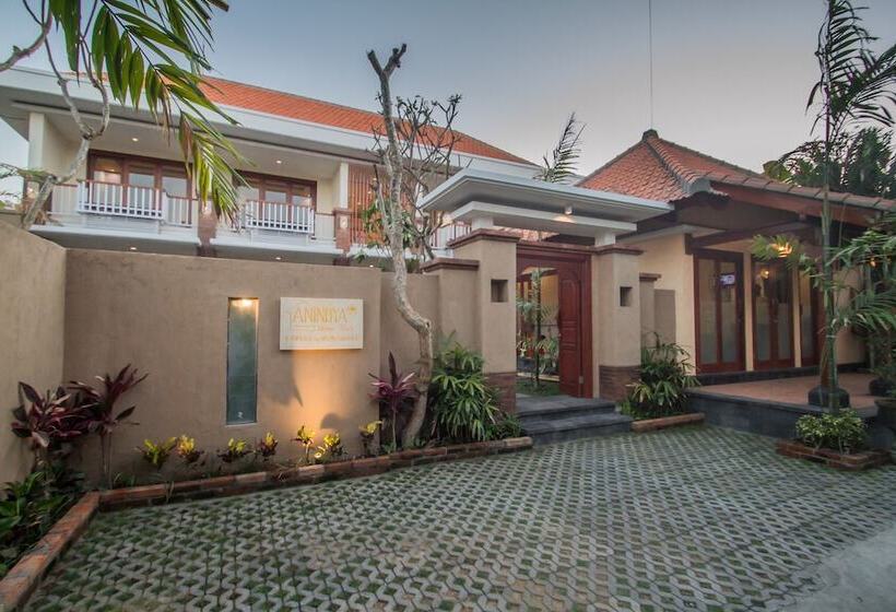 تختخواب و صبحانه Anindya Sanur