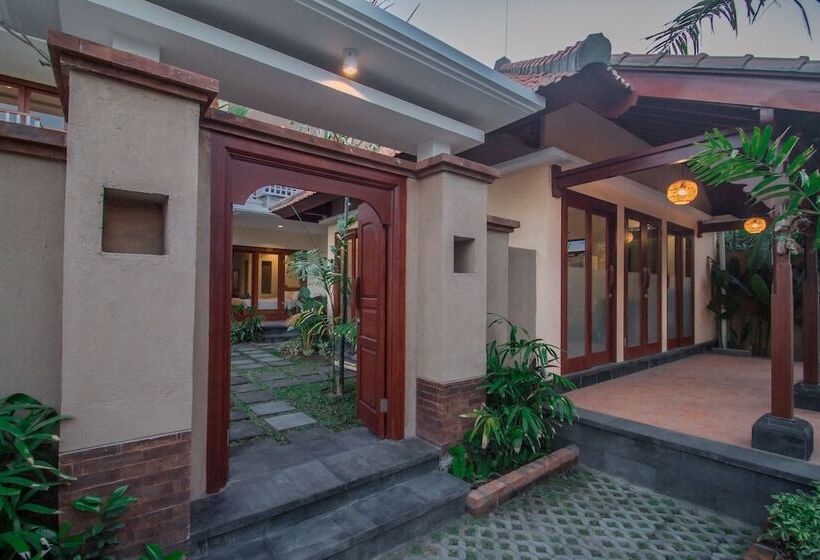 تختخواب و صبحانه Anindya Sanur