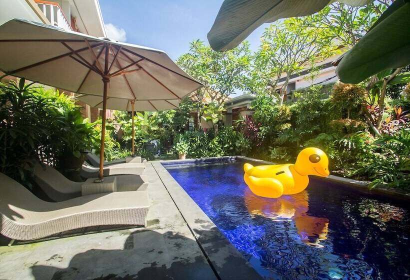 تختخواب و صبحانه Anindya Sanur