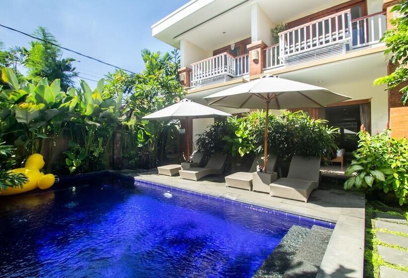 تختخواب و صبحانه Anindya Sanur