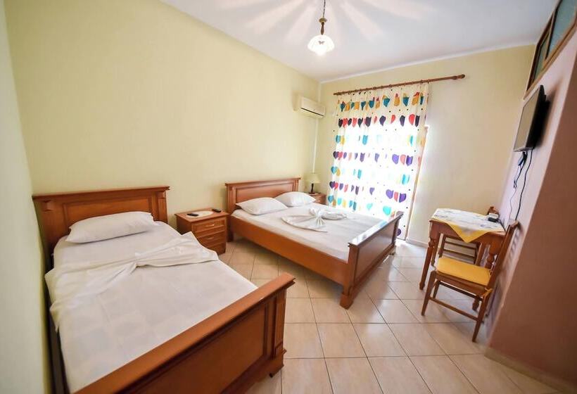 تختخواب و صبحانه Geraldo