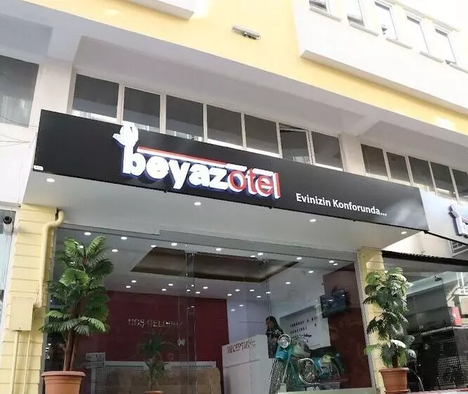 Beyaz Otel