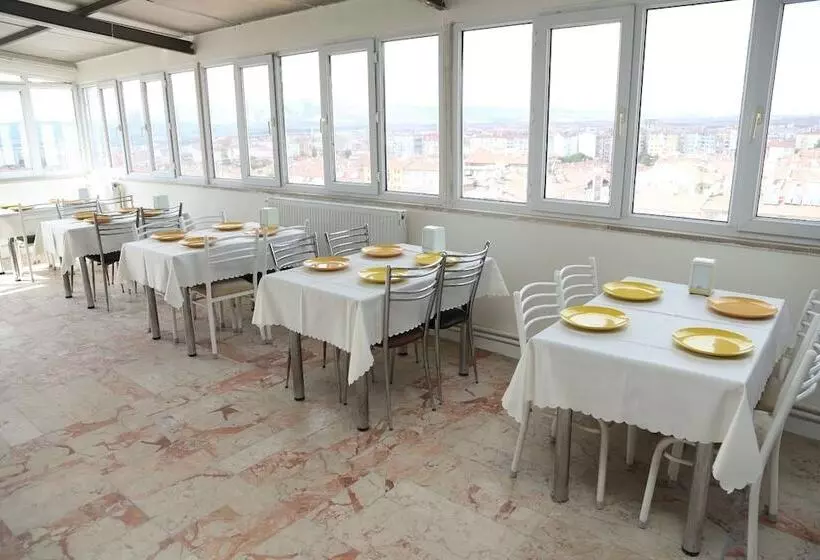 Beyaz Otel