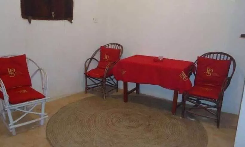 مسافرخانه Dudu Villas N Cottages