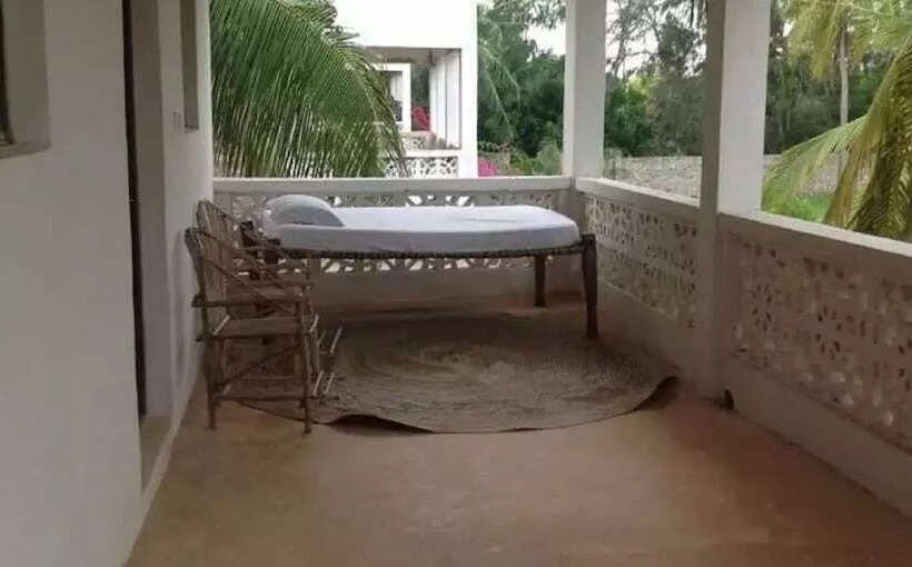 مسافرخانه Dudu Villas N Cottages