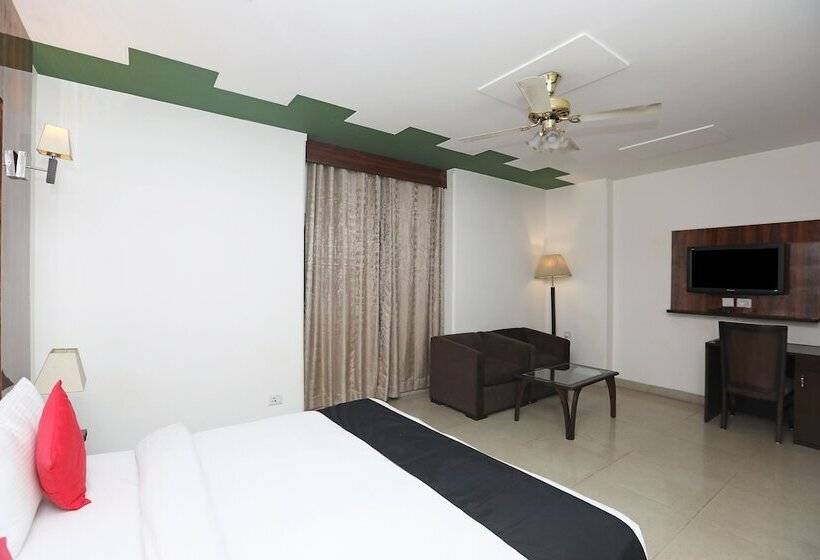 Hotell Capital O 445 Impress