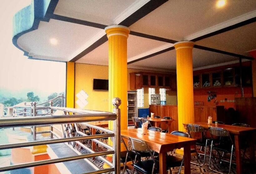 Fifawind Hotel Komodo