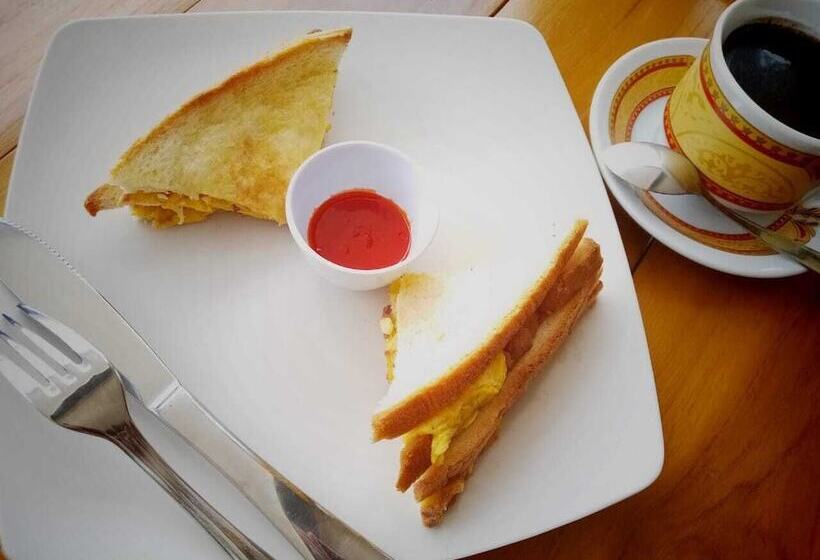 Fifawind Hotel Komodo