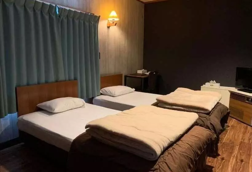 Hotelli Restmance Pension Woody Hill