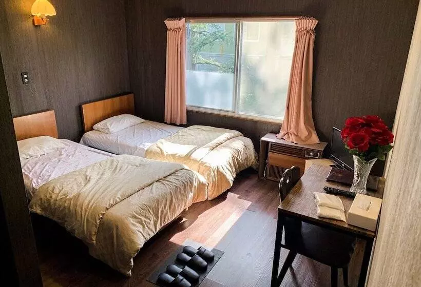 Hotelli Restmance Pension Woody Hill