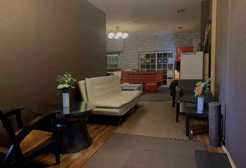 Hotelli Restmance Pension Woody Hill