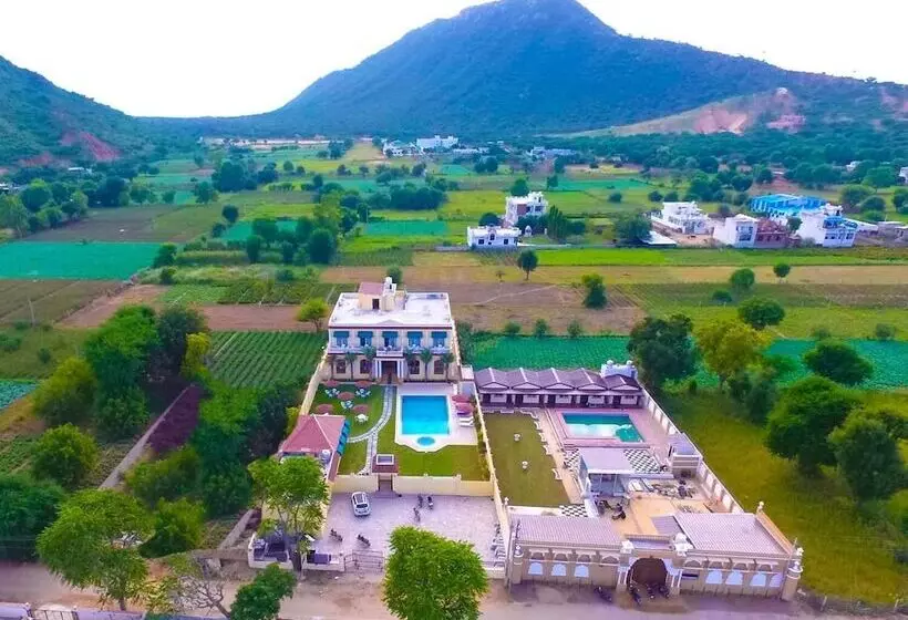 Hotelli The Green Genius Resort Pushkar
