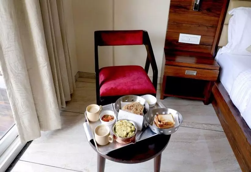 Hotelli The Green Genius Resort Pushkar